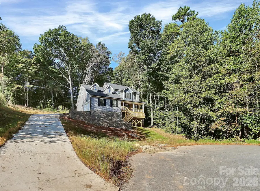 2595 Henry Falls Drive, Hickory, NC 28602 - #2