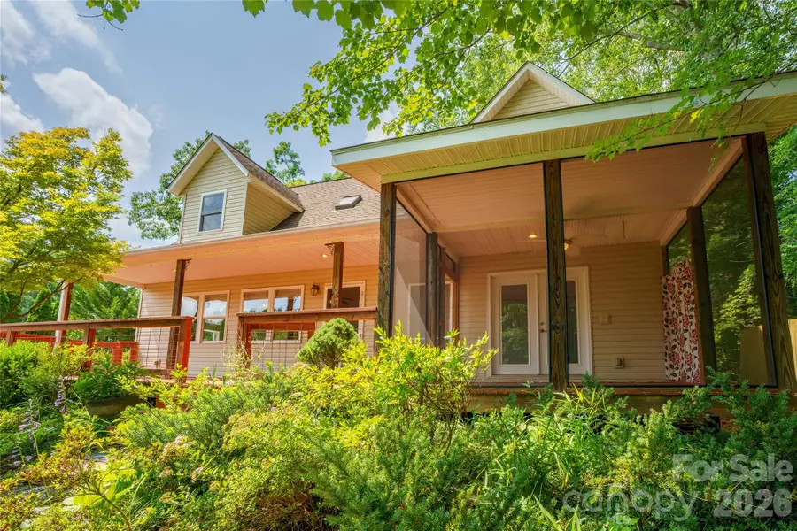 847 N Lakeside Drive, Hendersonville, NC 28739 - #2