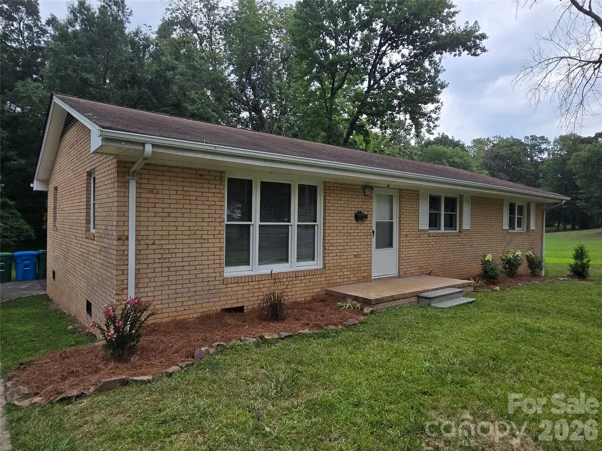 609 Hawthorn Avenue, Albemarle, NC 28001 - #1