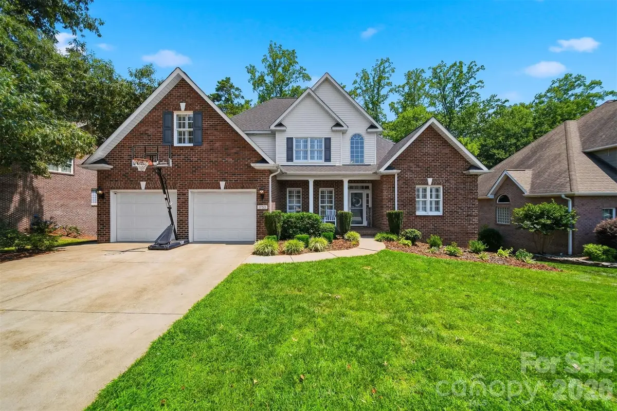 1753 30th Avenue Drive Ne, Hickory, NC 28601 - #1