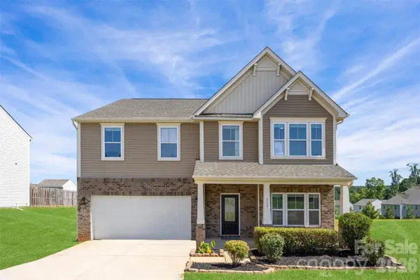 111 Trick Ski Lane, Statesville, NC 28677