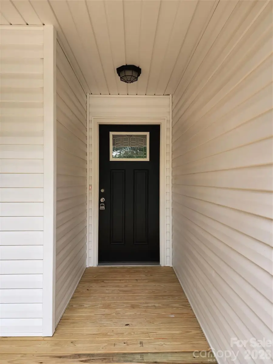 5900 Flamingo Drive #4, Conover, NC 28613 - #3