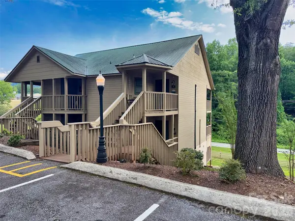 160 Whitney Boulevard #3, Lake Lure, NC 28746