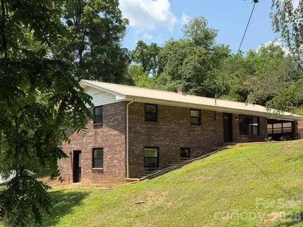 170 Clifton Avenue, Bryson City, NC 28713