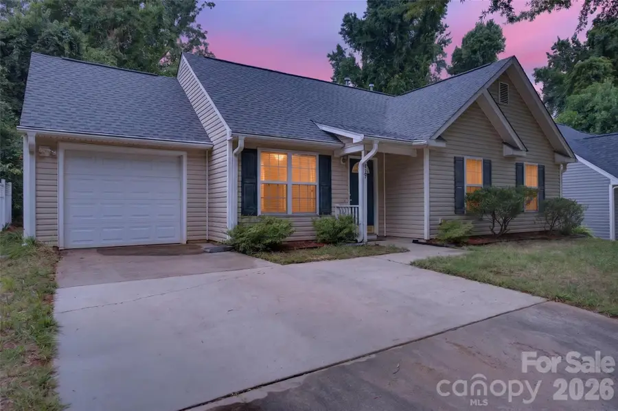 4627 Victory Lane, Charlotte, NC 28269 - #2