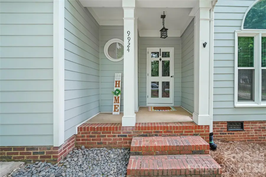 9924 Raddington Lane, Charlotte, NC 28269 - #2