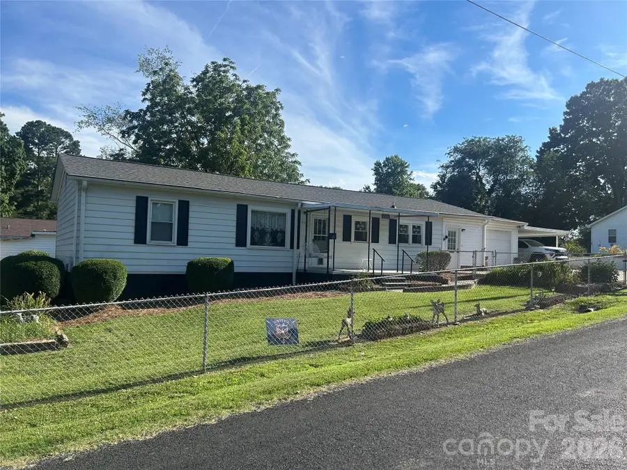 402 E 24th Street, Kannapolis, NC 28083 - #2