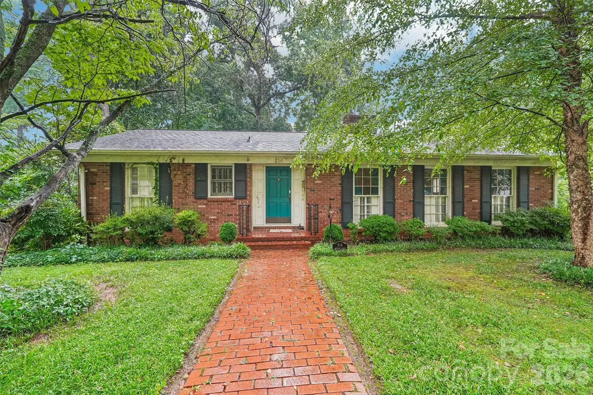 514 Lakeside Drive, Statesville, NC 28677 - #1
