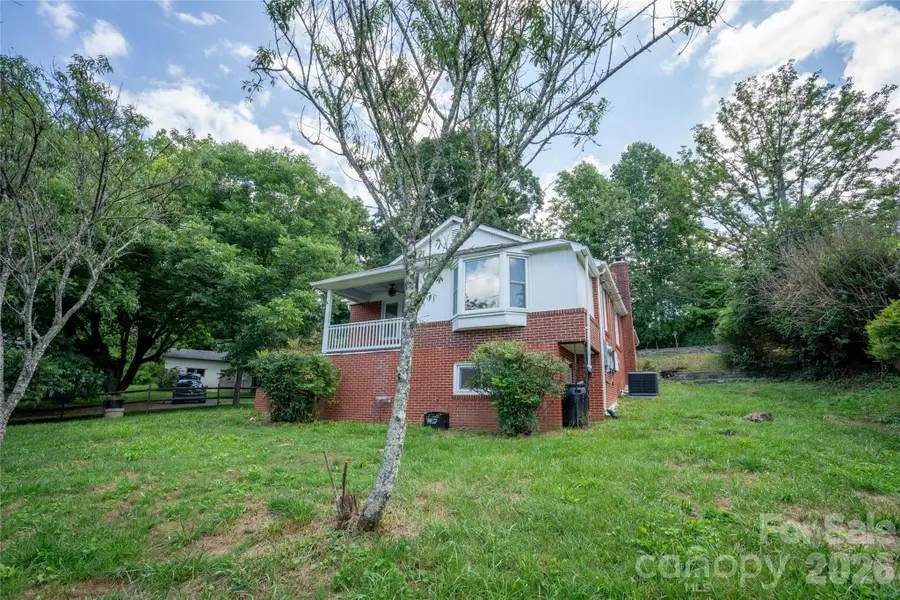 1271 Upper Brush Creek Road, Fairview, NC 28730 - #2