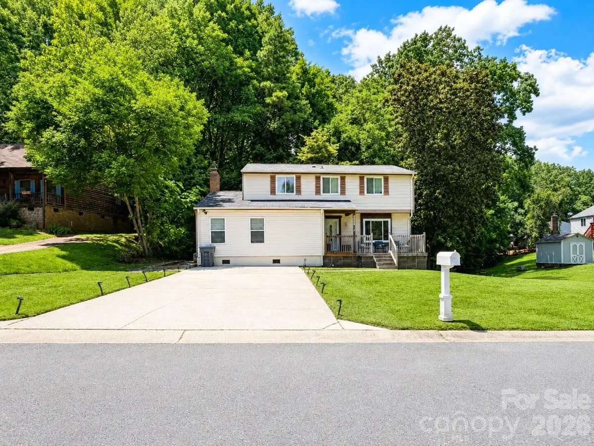 7329 Hounslow Lane, Charlotte, NC 28213 - #1