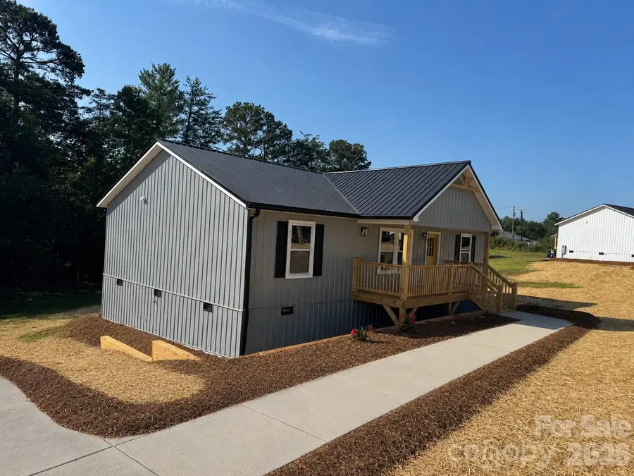 2047 Bailey Drive, Hickory, NC 28601 - #2