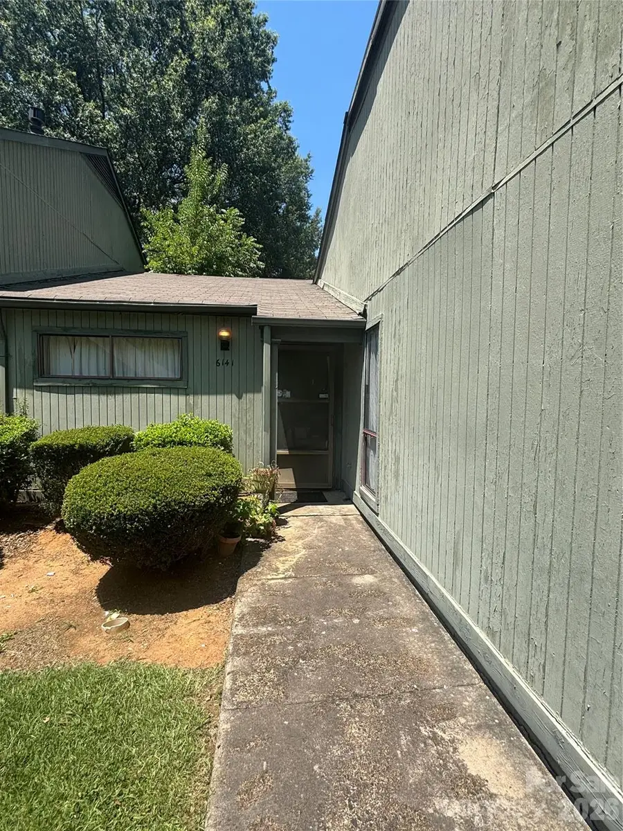 6141 Bent Tree Court, Charlotte, NC 28212 - #2