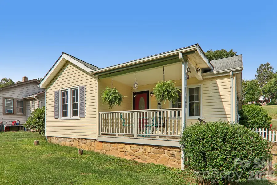 120 Caring Place Loop, Clyde, NC 28721 - #3