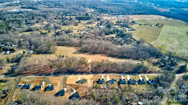 911 Westminster Drive, Statesville, NC 28677