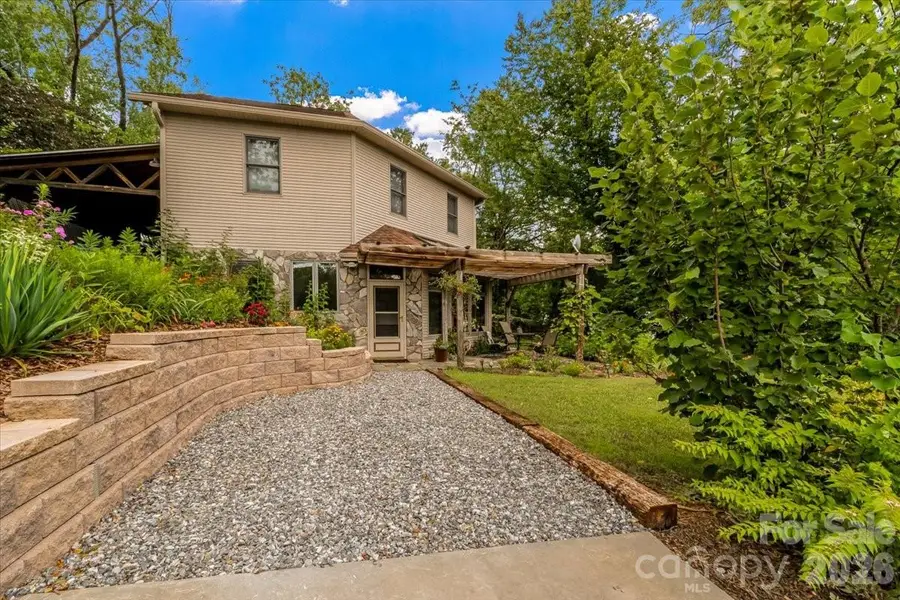 96 Woodrow Avenue, Asheville, NC 28801 - #2