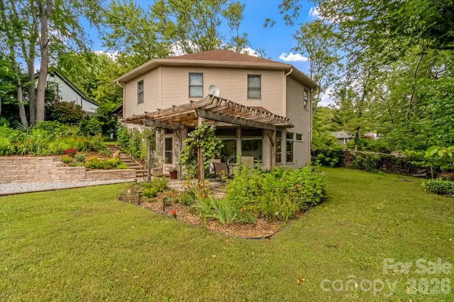 96 Woodrow Avenue, Asheville, NC 28801 - #3