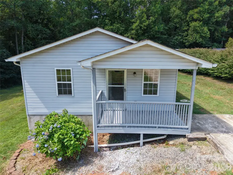 4843 Mayfield Drive, Granite Falls, NC 28630 - #2