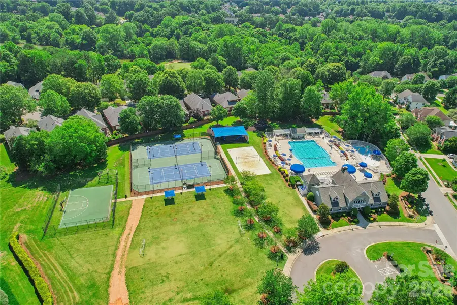 9727 Devonshire Drive, Huntersville, NC 28078 - #3