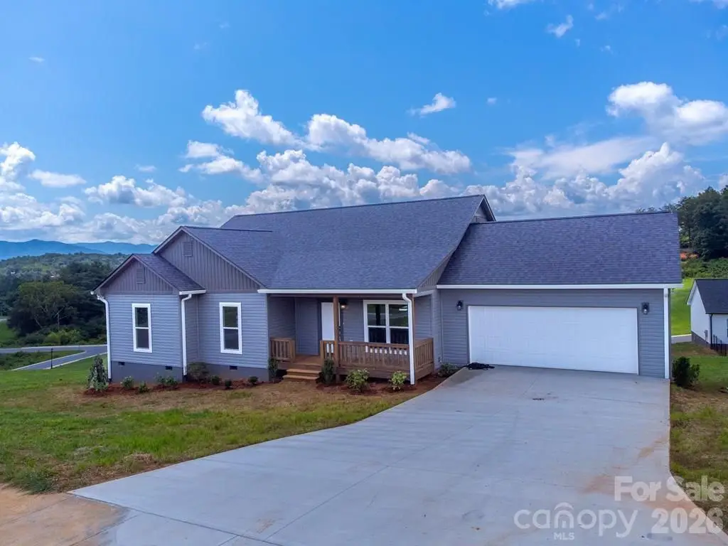 381 Scenic Ridge Circle, Franklin, NC 28734 - #1