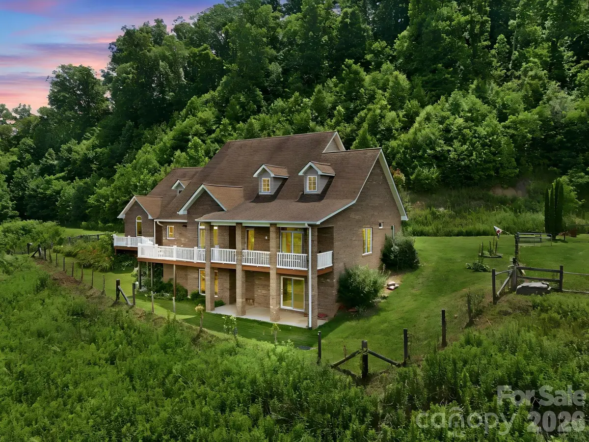 340 Earlys Mountain Road, Leicester, NC 28748 - #1