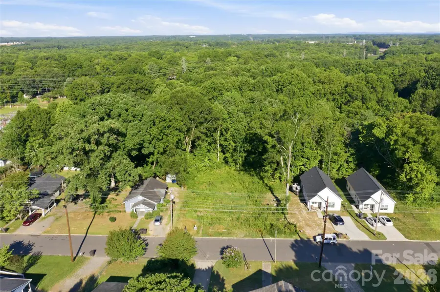 1318 7th Street, Statesville, NC 28677 - #3
