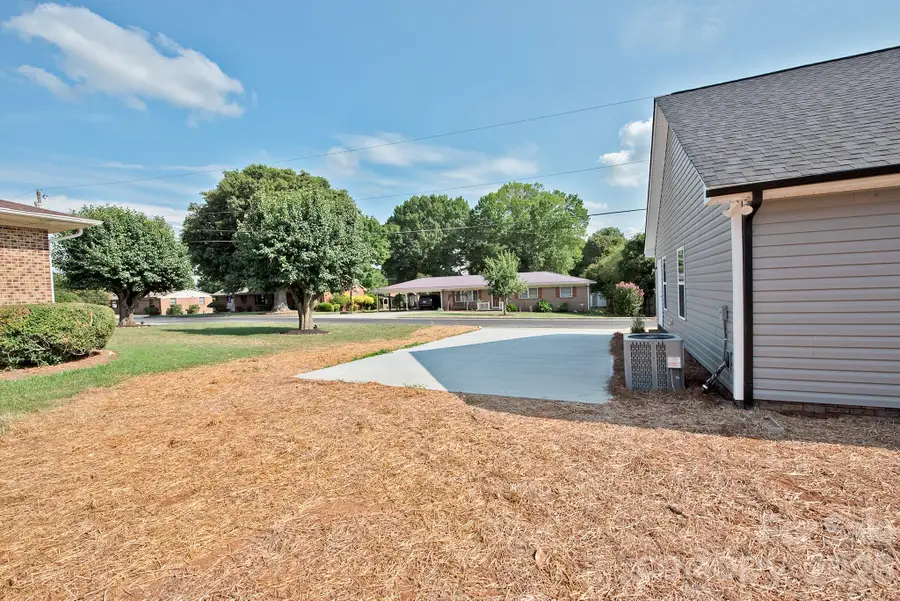 135 Beaver Street, Landis, NC 28088 - #2