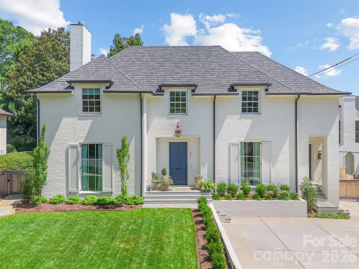 911 Colville Road, Charlotte, NC 28207 - #1