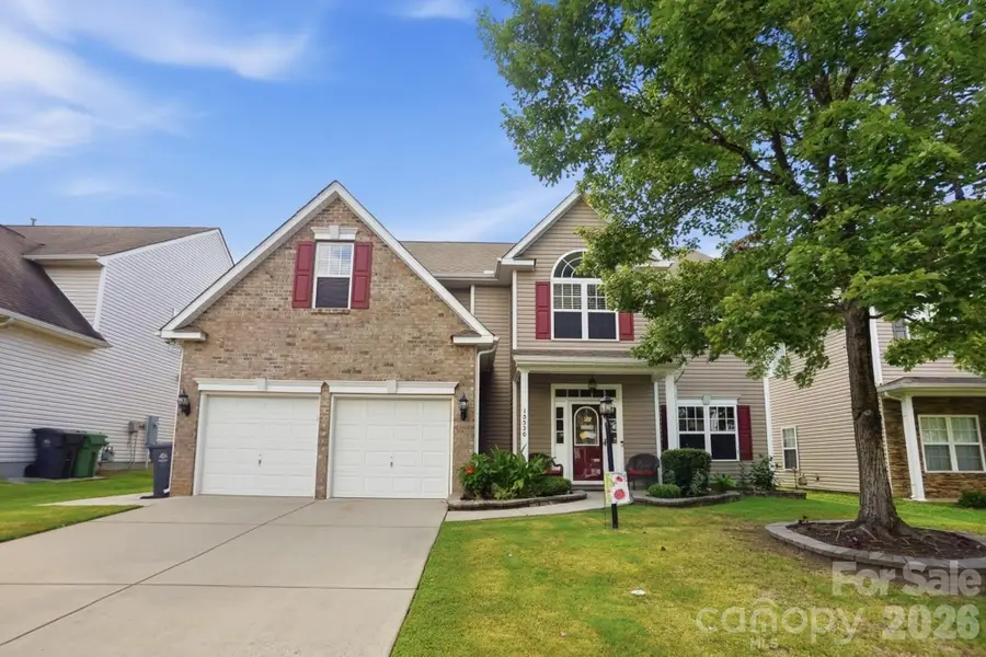 15320 Edgewater Forest Lane, Charlotte, NC 28278 - #2