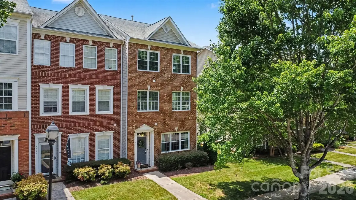 7051 Brighton Park Drive, Charlotte, NC 28227 - #1