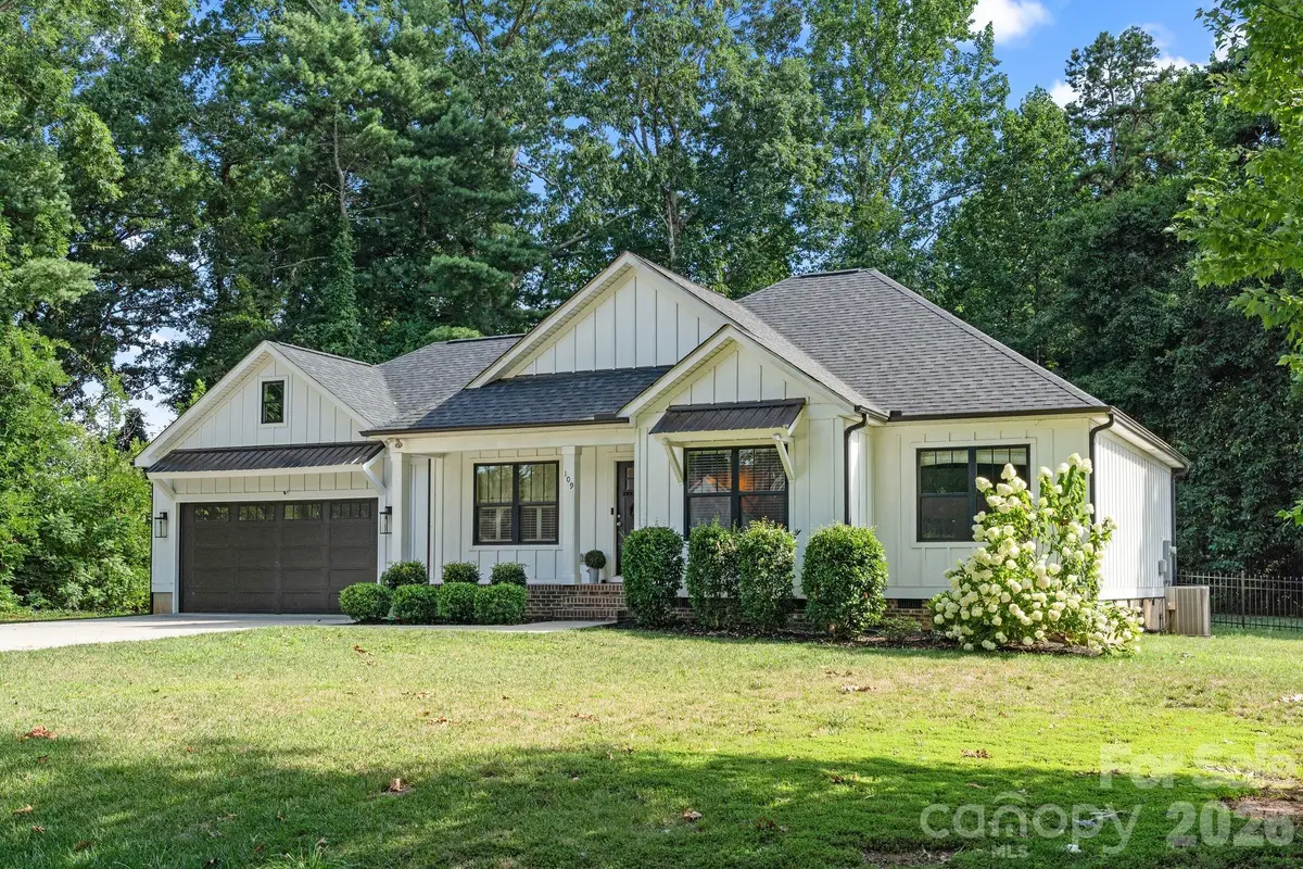 109 Logan Lane, Belmont, NC 28012 - #1