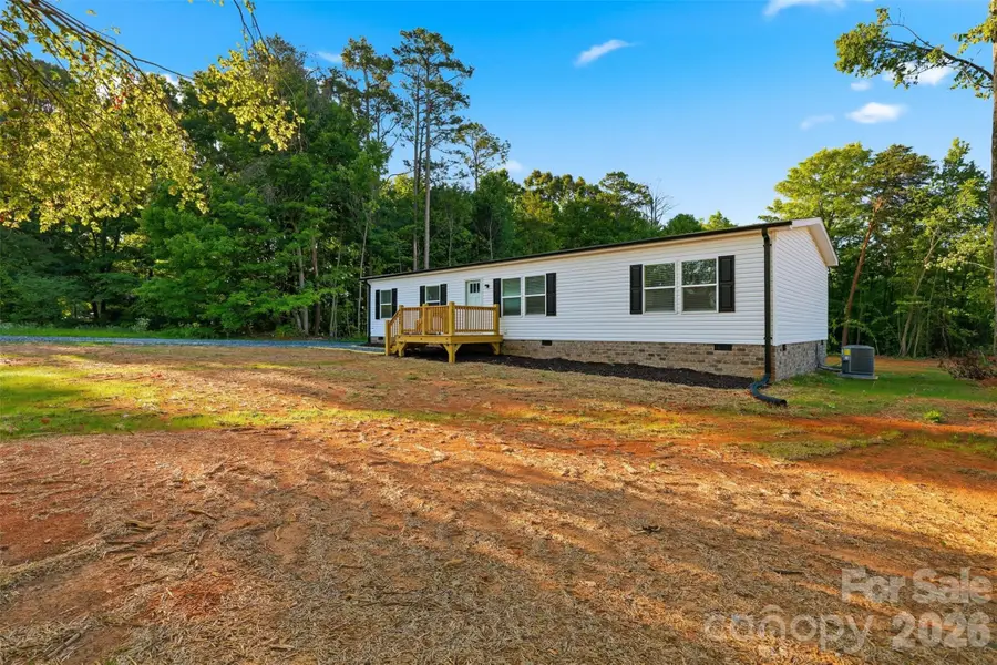 4425 Old Us 421 Highway W, Yadkinville, NC 27055 - #2
