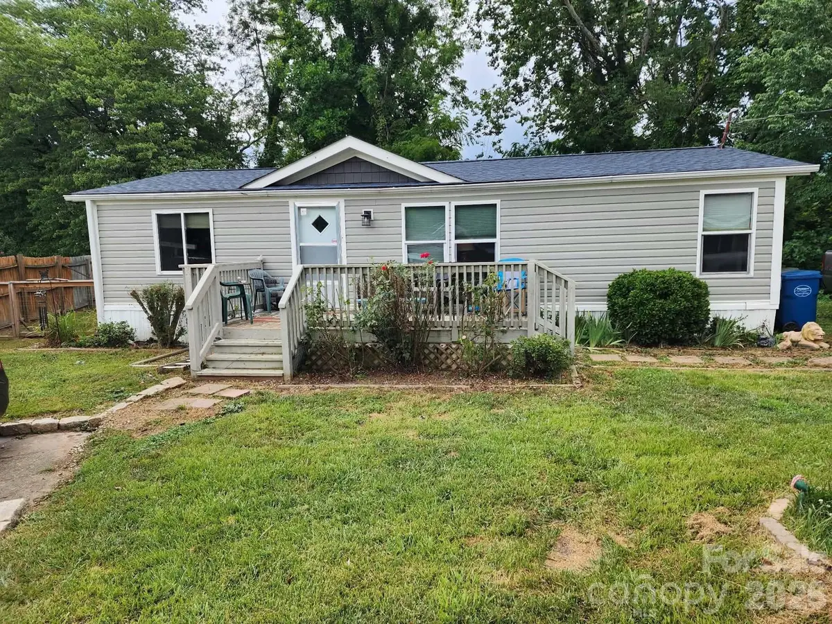345 Hyatt Street, Waynesville, NC 28786 - #1