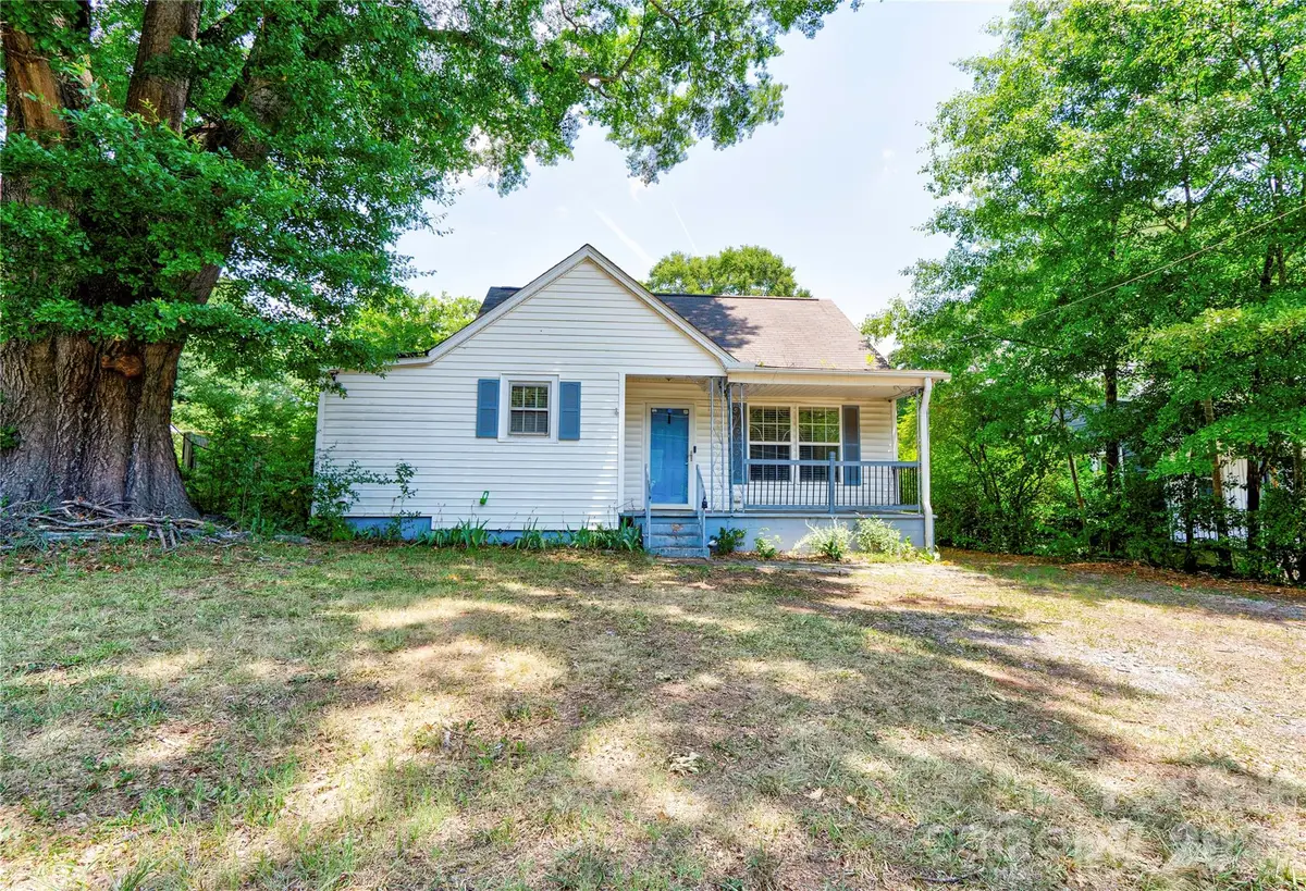 811 Kings Road, Shelby, NC 28150 - #1