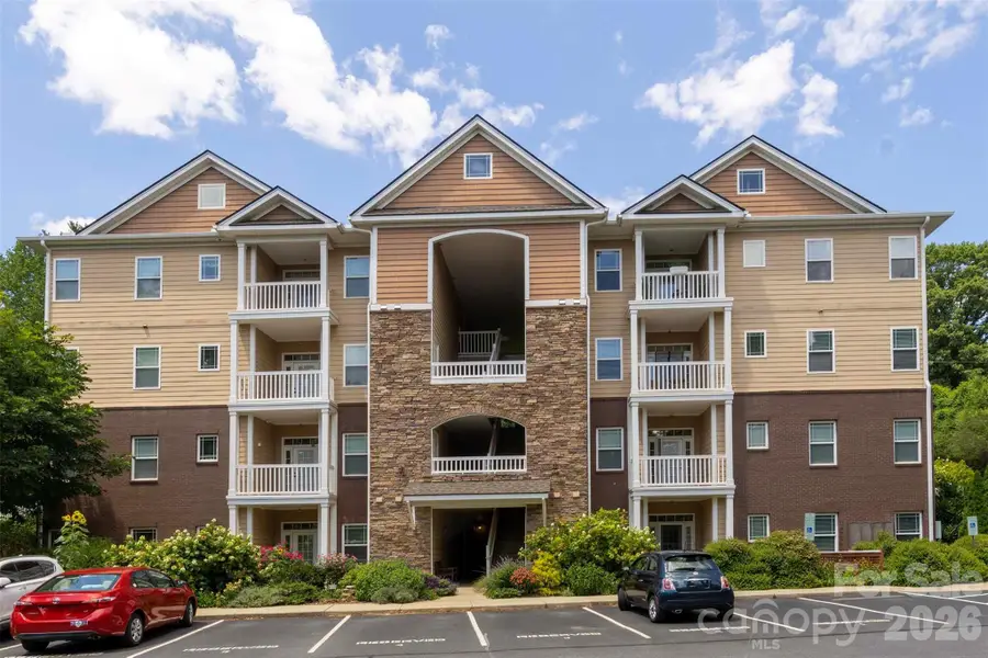 40 Hyannis Drive #202, Asheville, NC 28804 - #3