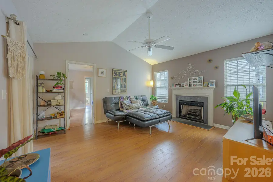39 N Creekside Court, Hendersonville, NC 28791 - #3