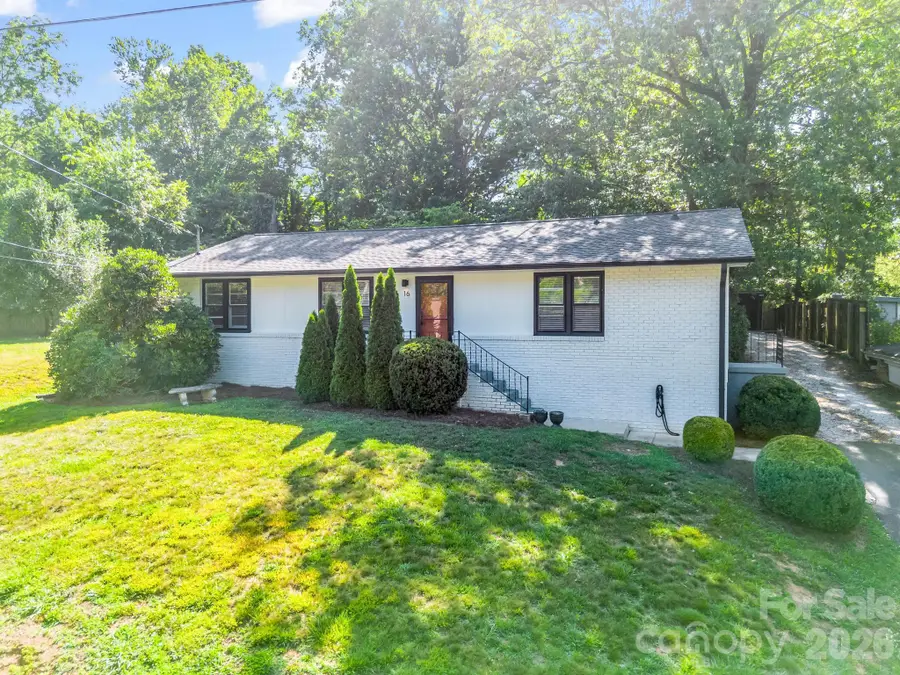 16 Main Street, Asheville, NC 28803 - #2