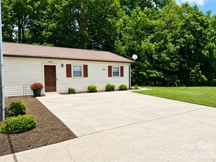 1368 Cajah Mountain Road, Hudson, NC 28638 - #3