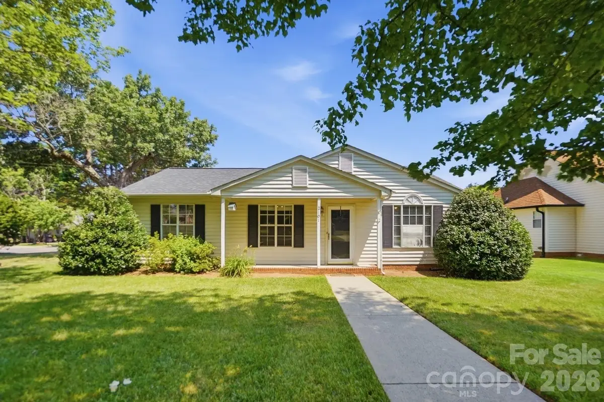 2101 Palm Lane, Belmont, NC 28012 - #1