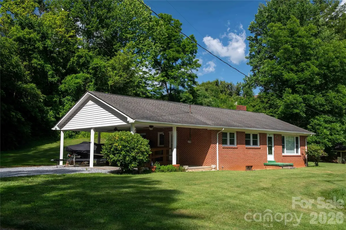 40 Double Island Road, Burnsville, NC 28714 - #1