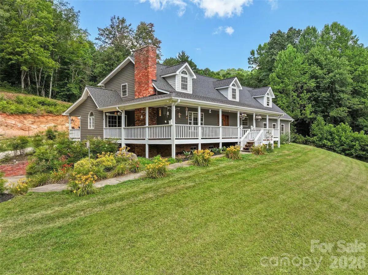 81 Aldens Way, Clyde, NC 28721 - #1