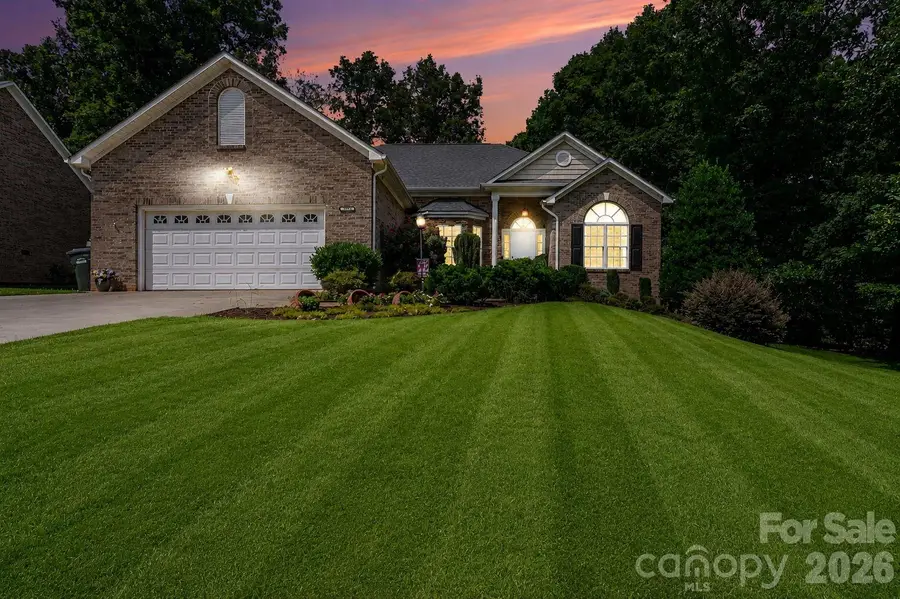 3563 Wandering Lane Ne #33, Hickory, NC 28601 - #2