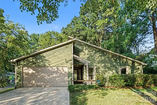 243 Vista Grande Circle, Charlotte, NC 28226