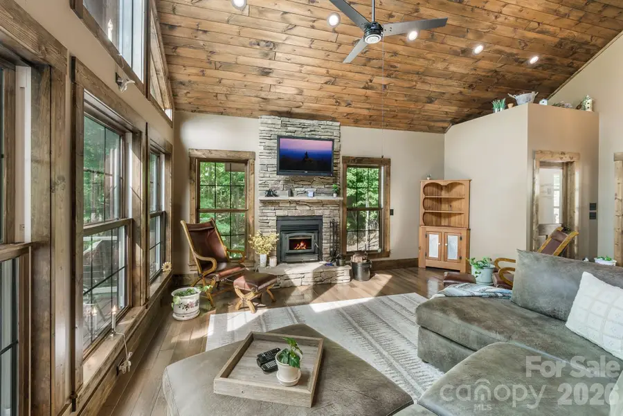 1009 Larkspur Trail, Banner Elk, NC 28604 - #3