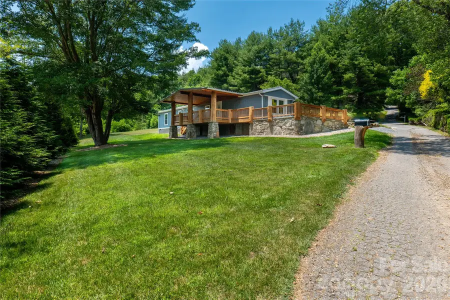 203 Justice Drive, Clyde, NC 28721 - #2
