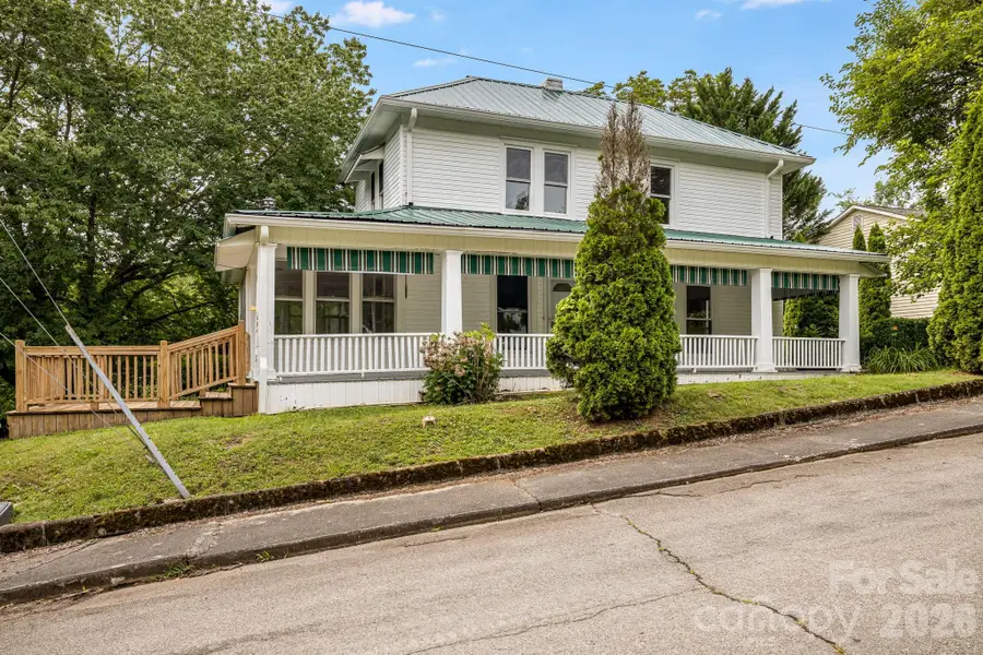 82 Hill Street, Hot Springs, NC 28743 - #2