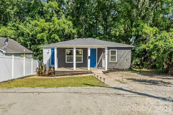 529 NW Stage Street, Lenoir, NC 28645