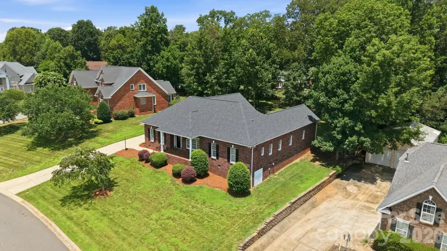 4024 Wild Nursery Court, Charlotte, NC 28215 - #2