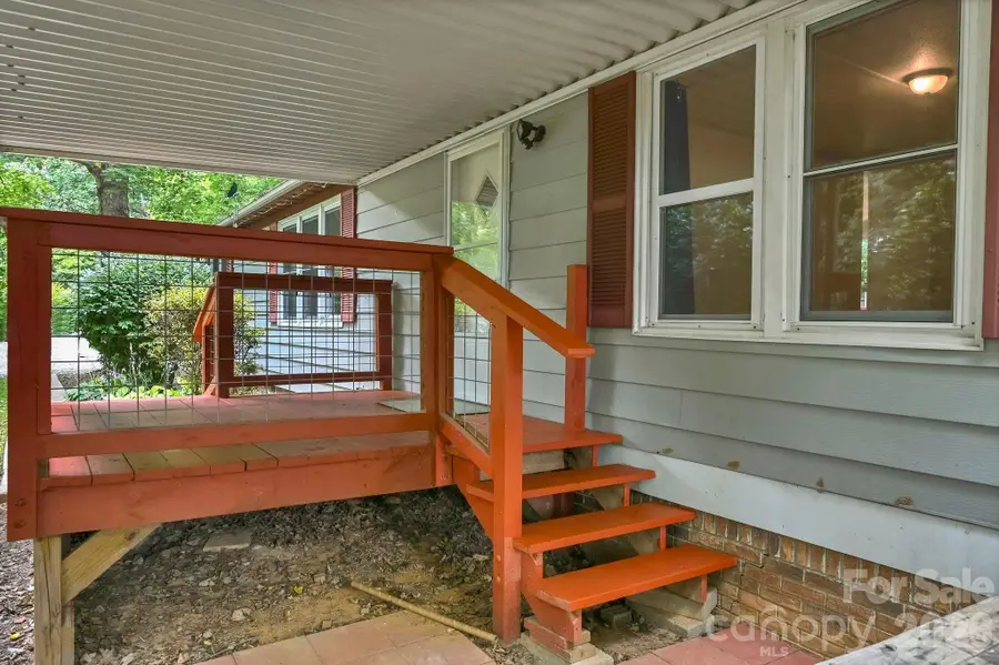 10 Canyon Cove, Candler, NC 28715 - #2