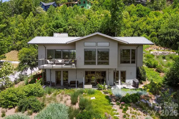 232 Curtain Bluff, Hendersonville, NC 28791