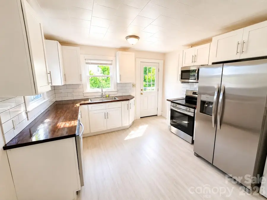 92 Fourth C Street, Marion, NC 28752 - #3